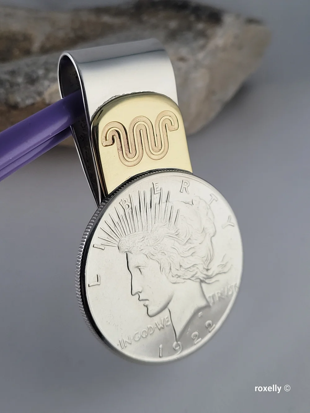 925 SS and 14k Solid Gold Money Clip w/ 1922 Peace Dollar Coin – Vintage 👌🎁